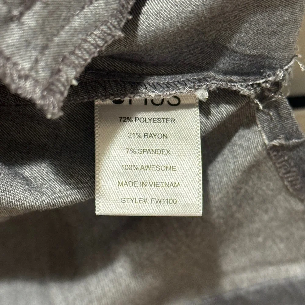 Lot of 2 FIGS Technical Scrub Top Charcoal Gray V-Neck Short Sleeve‎ Size L